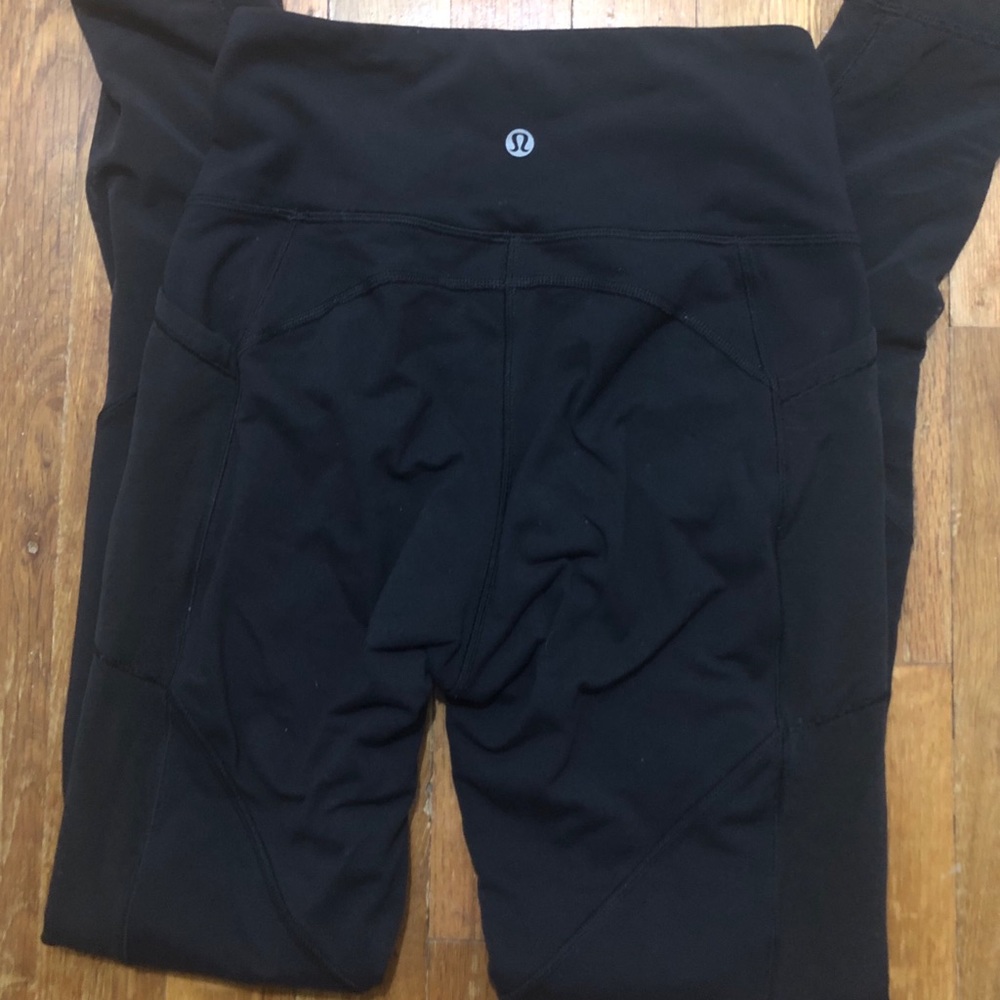 Full length Lululemon black leggings